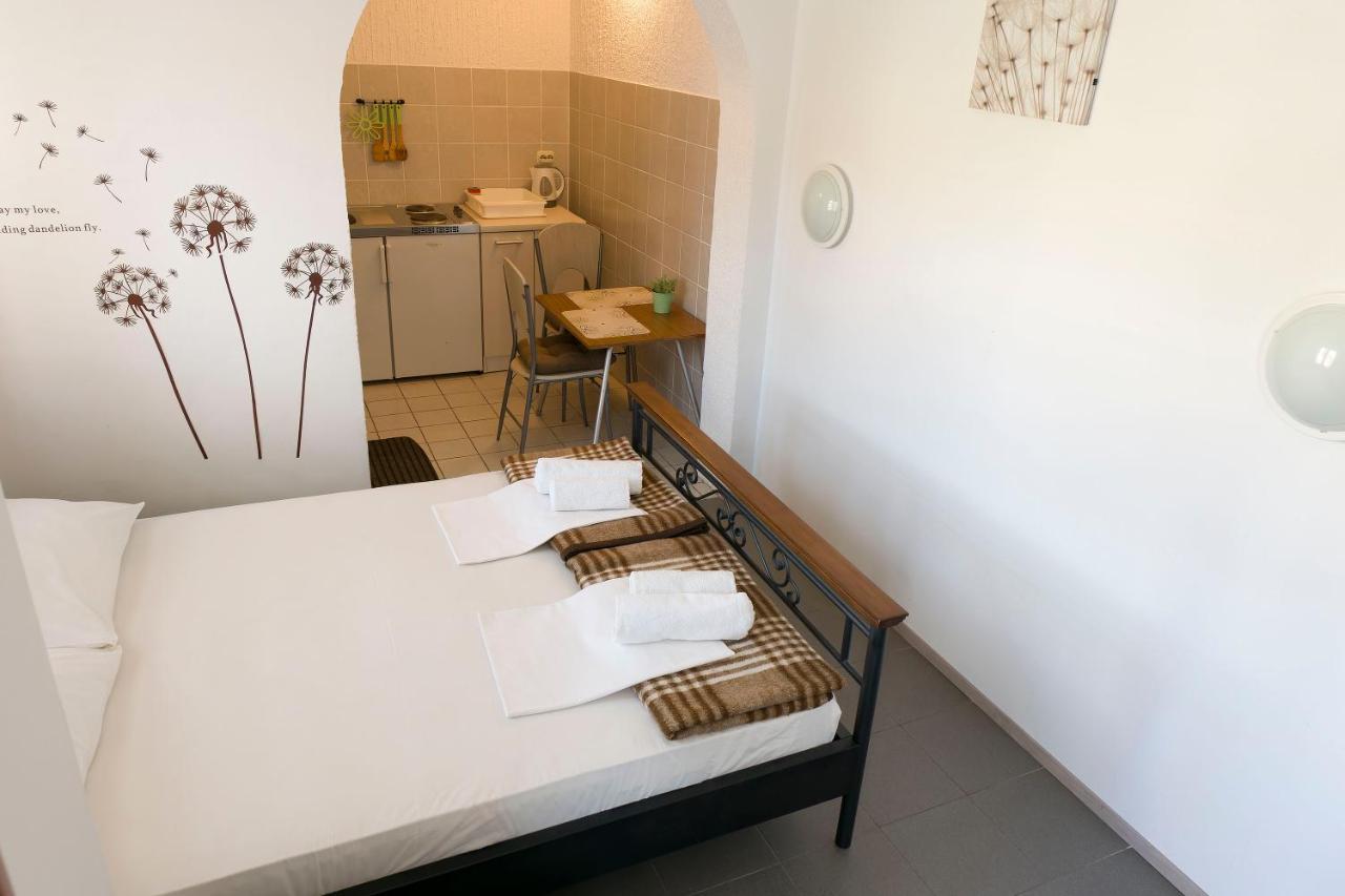 Apartments Victoria โตรกีร์ ภายนอก รูปภาพ